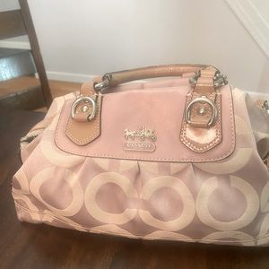 Coach bag, lavender, great condition